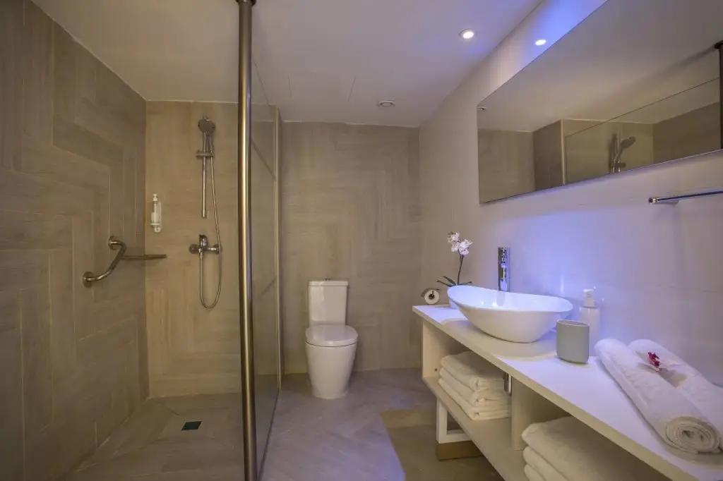Протарас: Infinity Blu - Designed for Adults