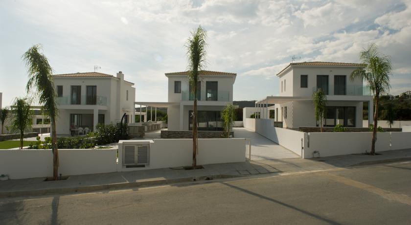 Терсефану: Sea Front Villas