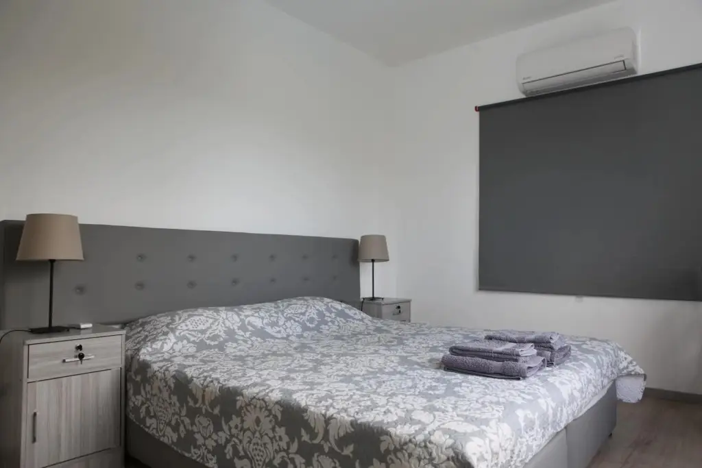 Агиос Тихонас: Polyxeni Hotel Apartments