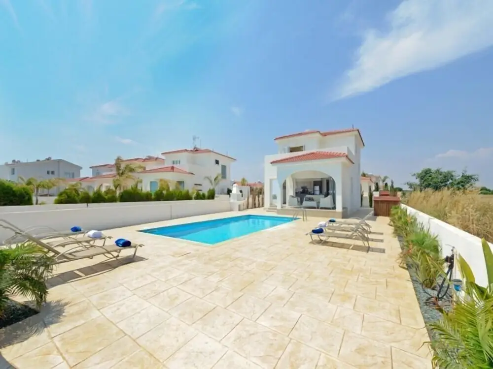 Айя-Напа: Sunrise Front Line Villa