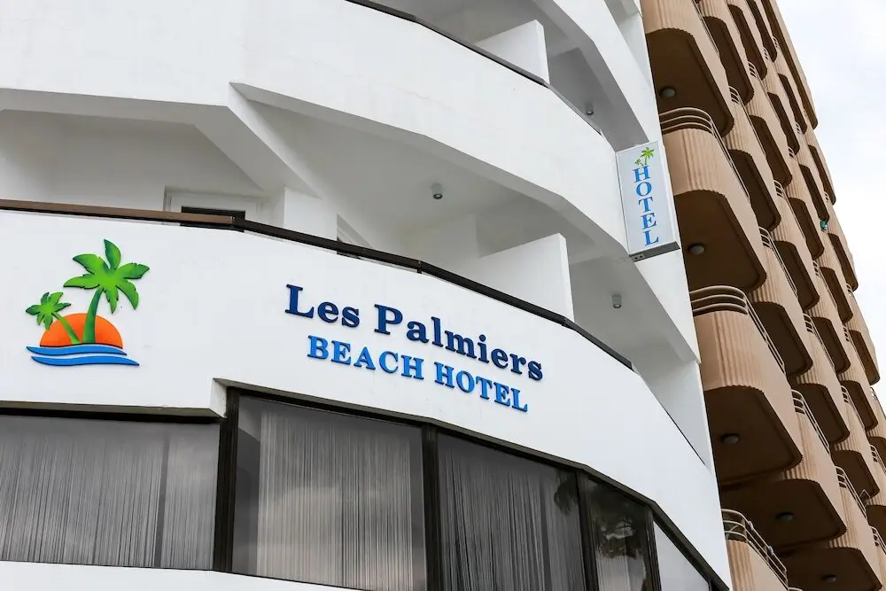 Les Palmiers Luxury Suites — фото 1