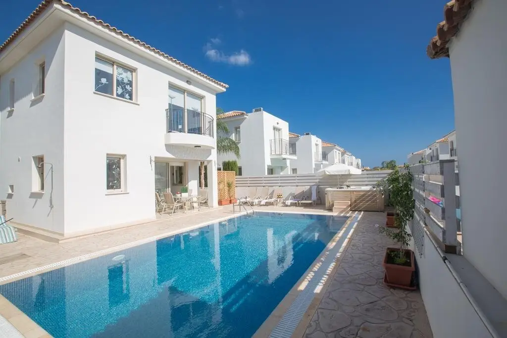 Протарас: Abrielle Villas and Apartments