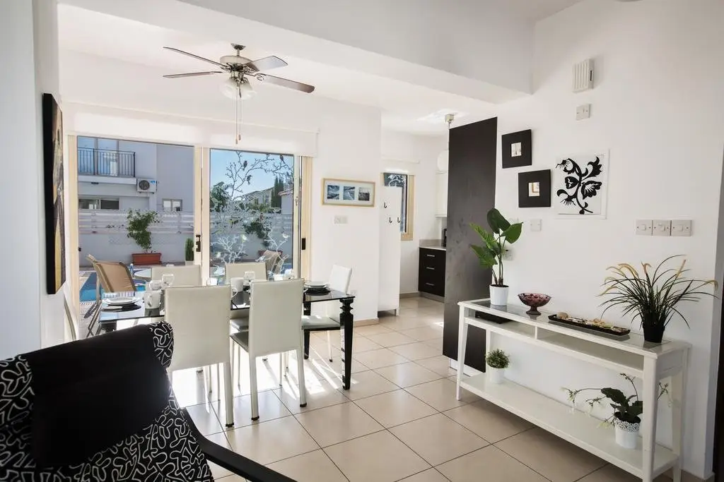 Протарас: Abrielle Villas and Apartments