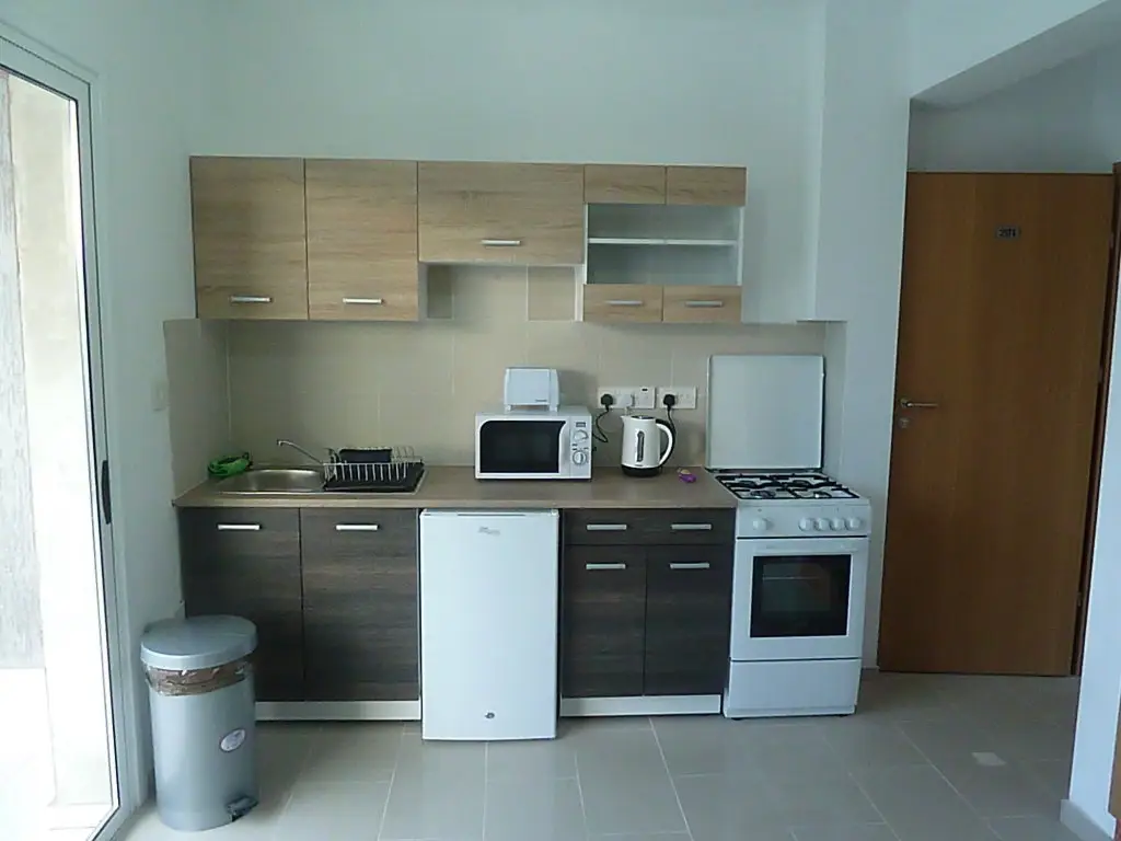 Пафос: Valentinos Apartments