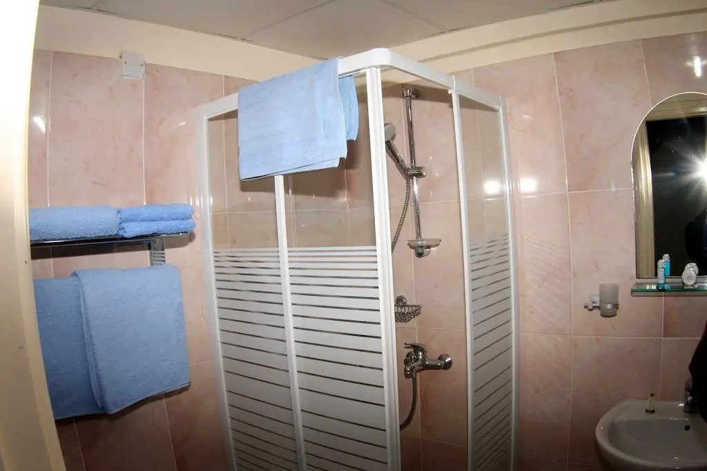 Ларнака: Palm Sea Beach Holiday Suites and Studios Apartments