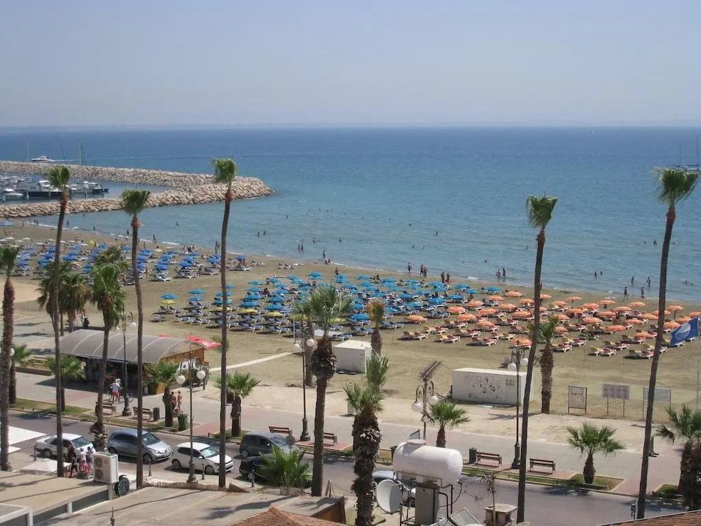 Ларнака: Palm Sea Beach Holiday Suites and Studios Apartments