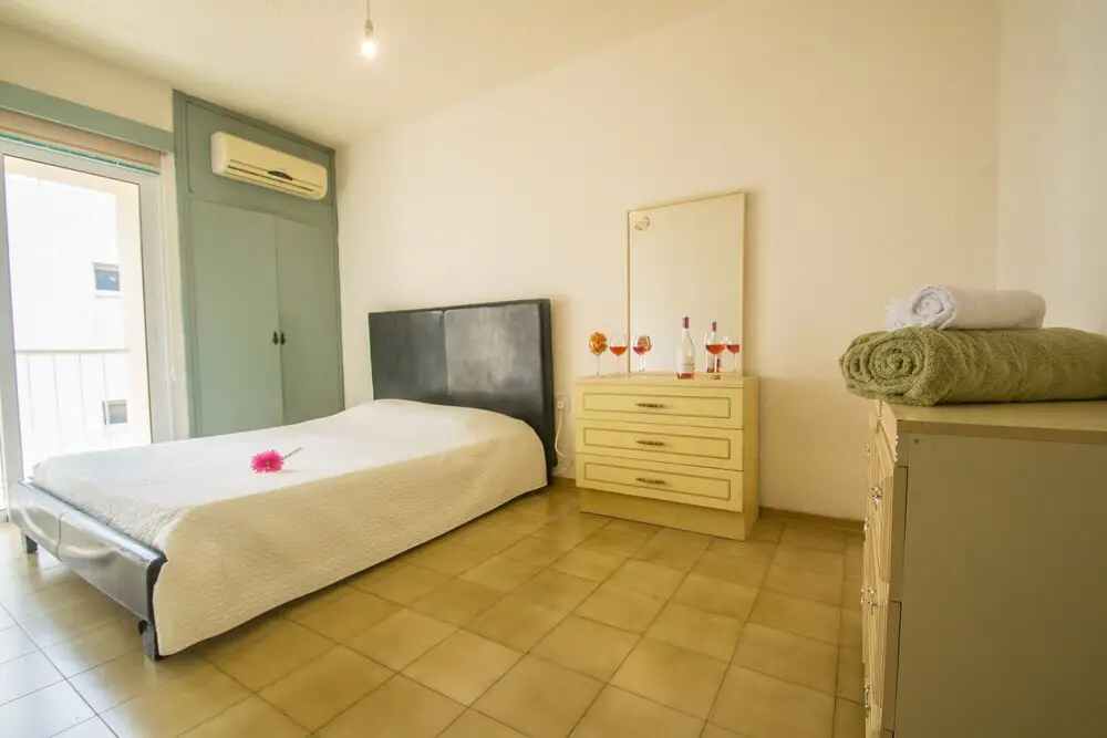Айя-Напа: Napa Blue Apartments
