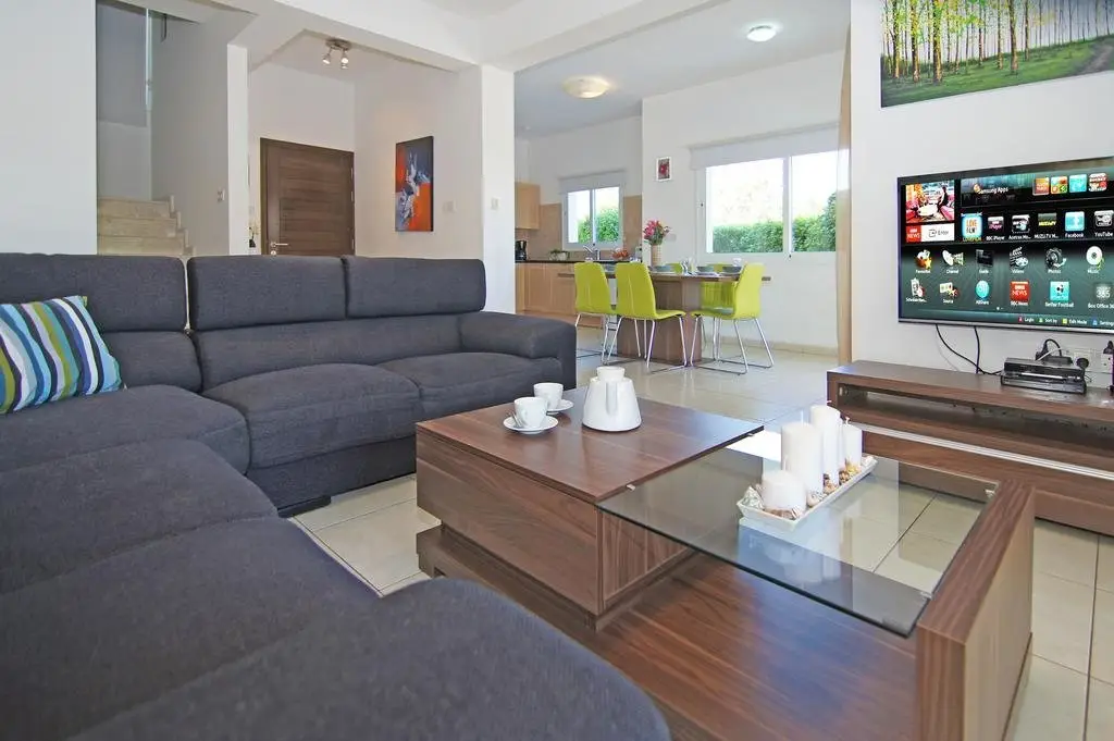 Протарас: Villa Thelma