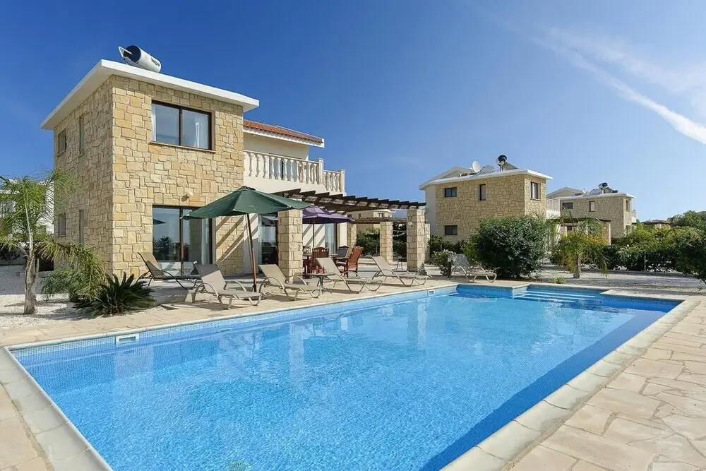 Пейя: Villa Nichola