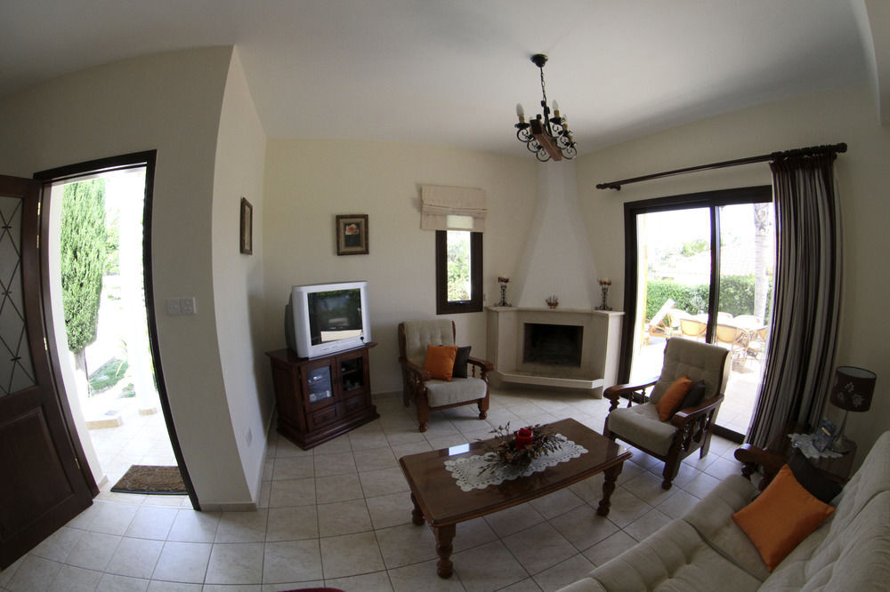 Писсури: Eve Pissouri Villas
