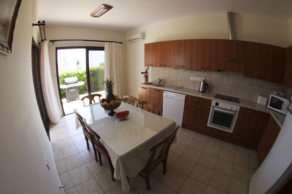 Писсури: Eve Pissouri Villas