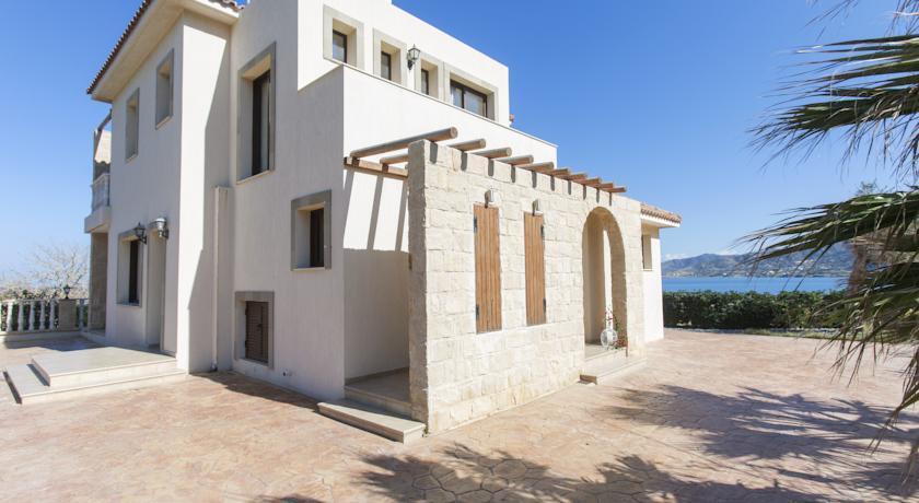 Помос: Petros Seashore Villa