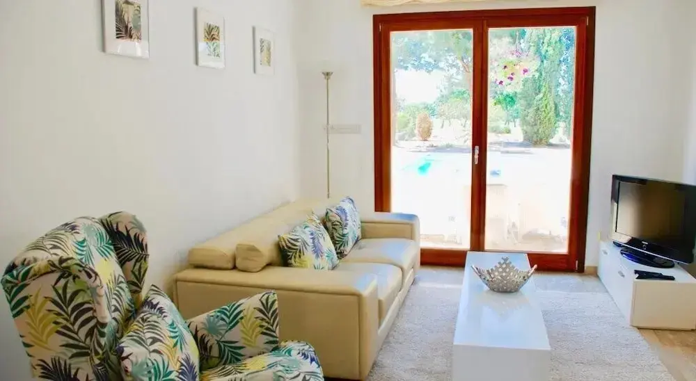 Куклия: Beautiful 2 Bedroom Villa Proteus HG29 with private pool and pretty golf course views, Short walk to resort village square on Aphrodite Hills