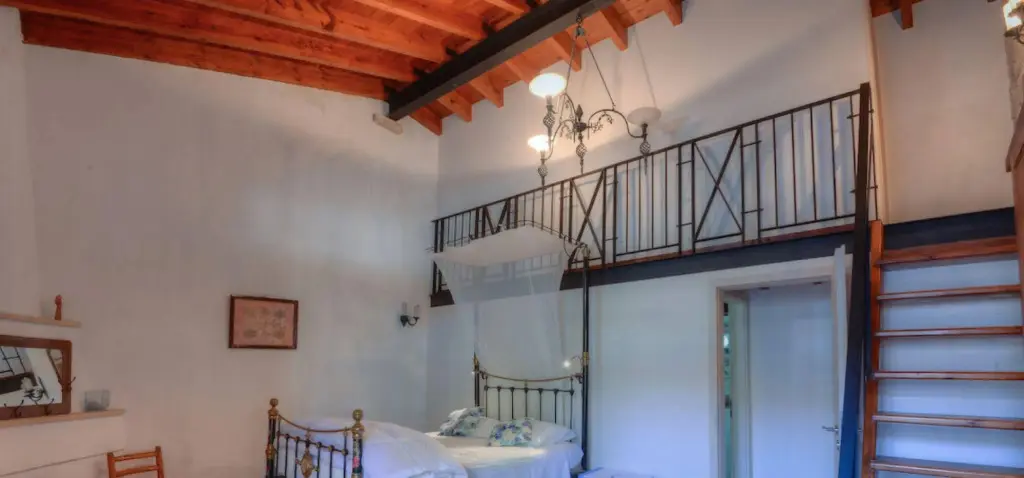 Лофу: Komi Lofou Traditional House
