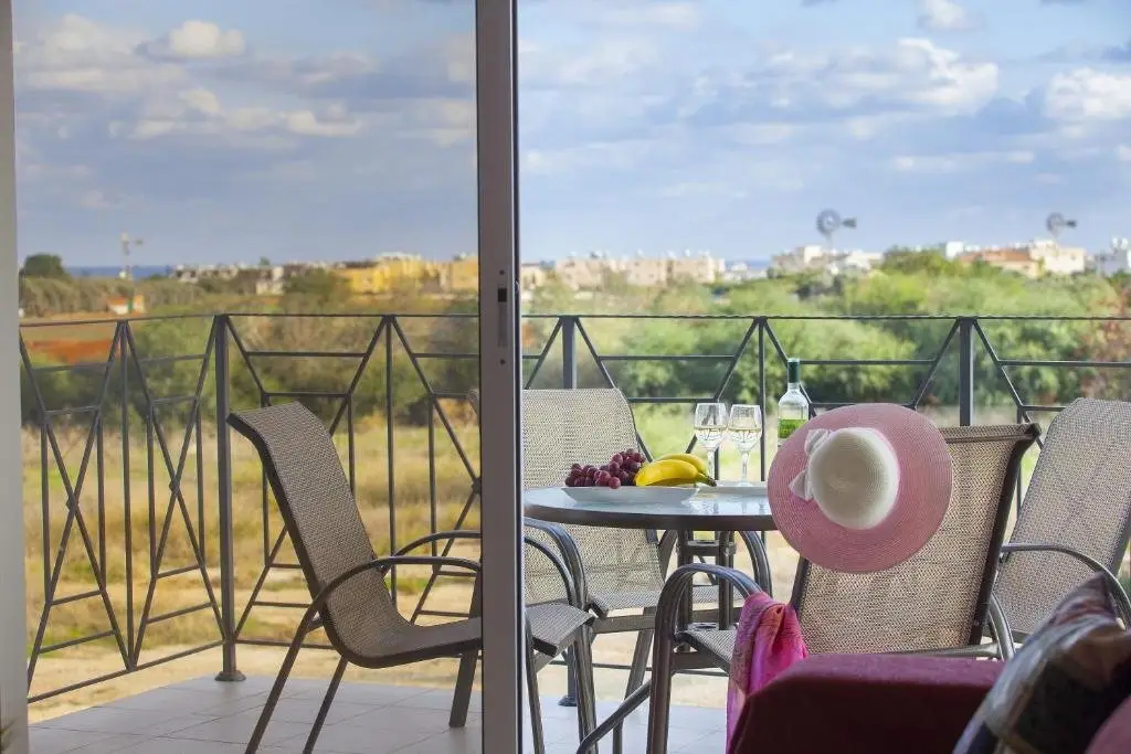 Паралимни: Varvara 9 Suite