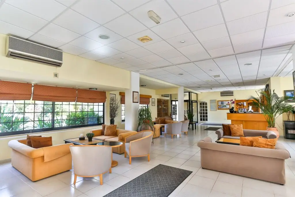 Нео Хорио: Tavros Hotel