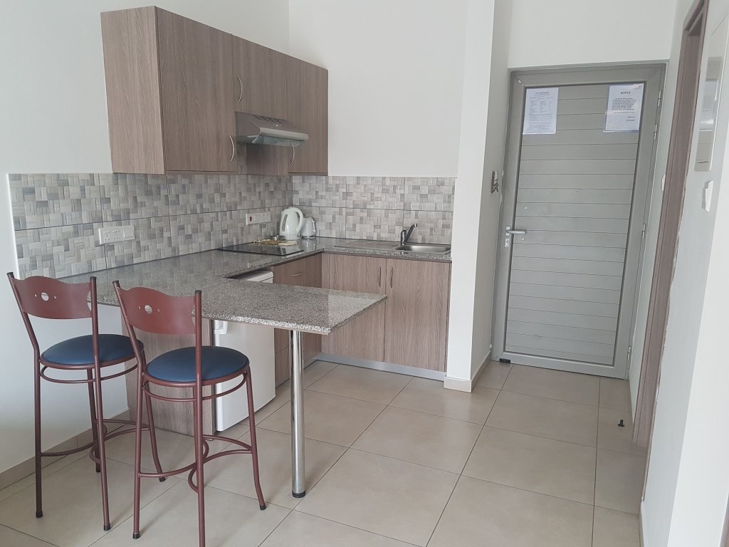 Айя-Напа: Cosmelenia Hotel Apartments
