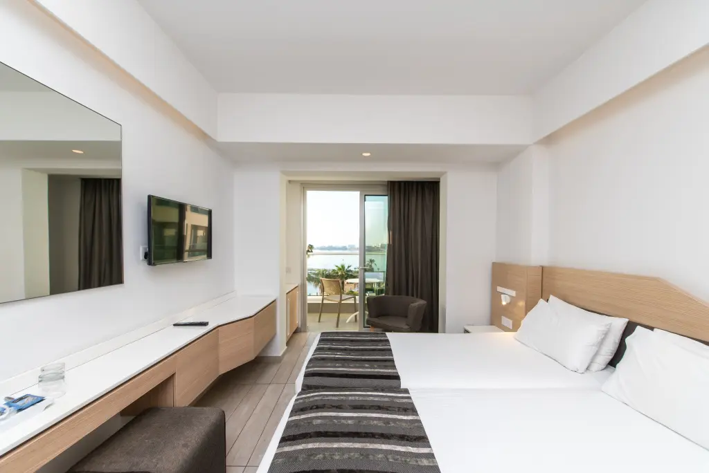 Протарас: Evalena Beach Hotel