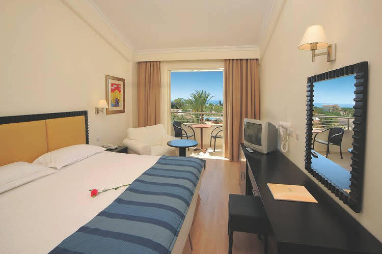 Айя-Напа: Olympic Bay - Adults Only