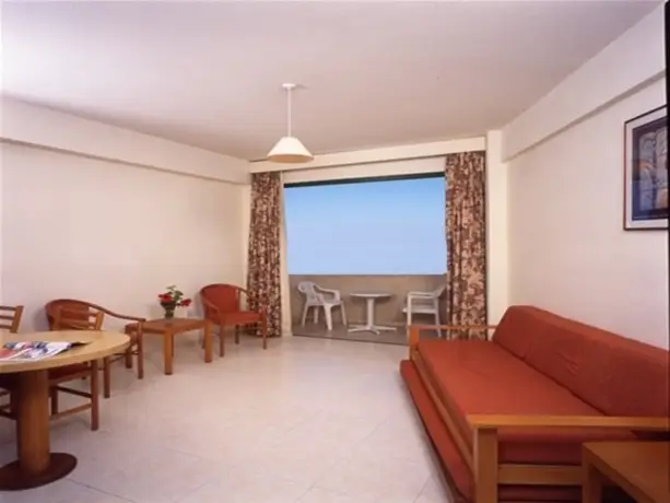 Протарас: Isaac Hotel Apartments