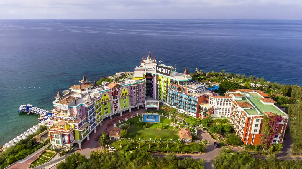 Отель Merit Crystal Cove Casino & SPA — фото 1