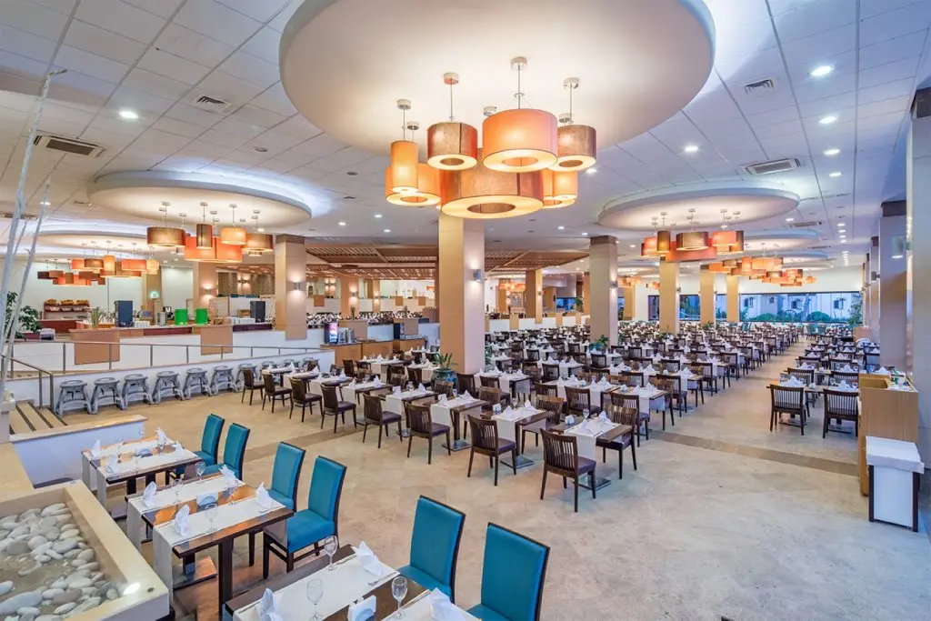 Кирения: Acapulco Resort Convention SPA Hotel