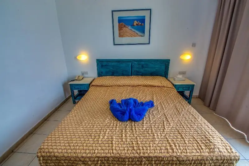 Хлорака: St. George Gardens & Suites