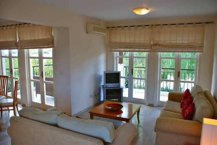 Куклия: 3 Br Apartment Arion - Aph 3547