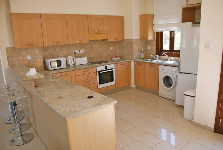 Куклия: 2 Br Apartment Anatoli - Aph 3569