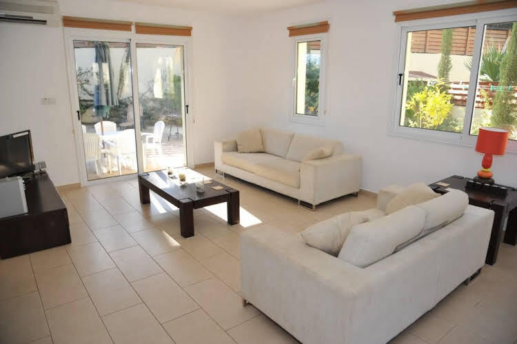 Протарас: 3 Br Villa Crystal - Chg 8882