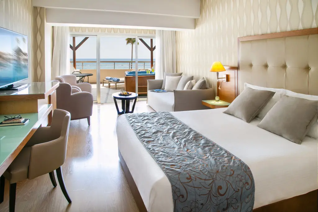 Гермасойя: Atlantica Miramare Beach