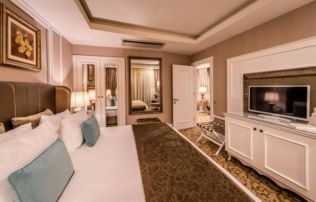 Кирения: Vuni Palace Hotel