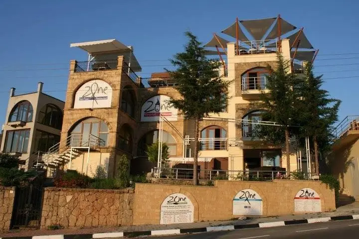 Цери: Zone Boutique Hotel Bellapais