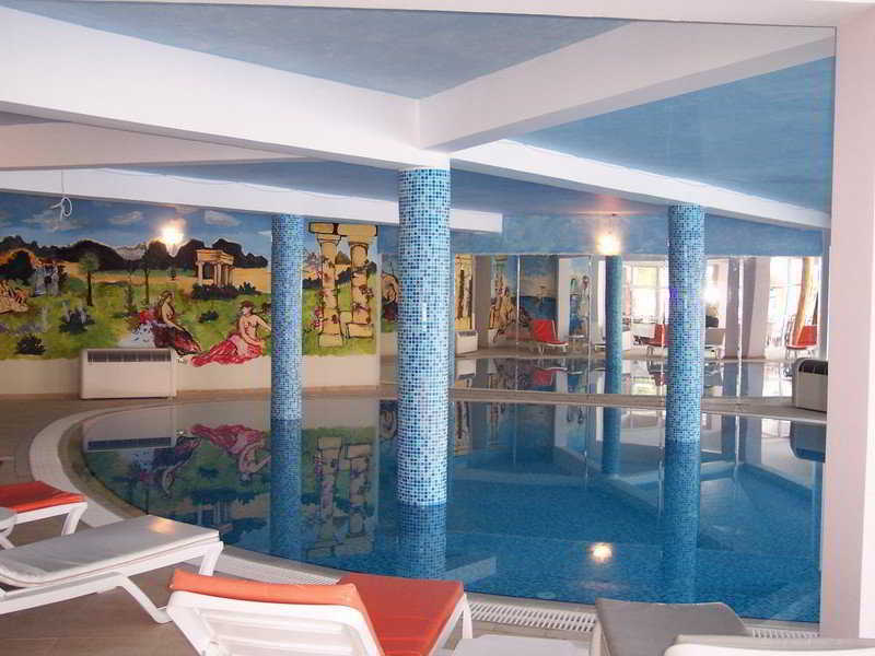 Алсанджак: L.A. Hotel & Resort