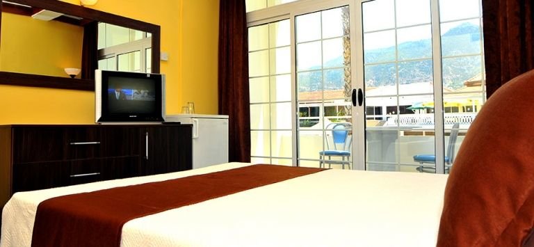 Алсанджак: L.A. Hotel & Resort