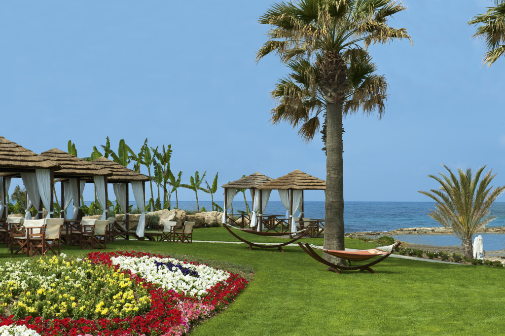 Героскипу: Отель Constantinou Bros Pioneer Beach