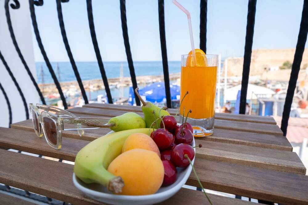 Кирения: British Hotel Girne