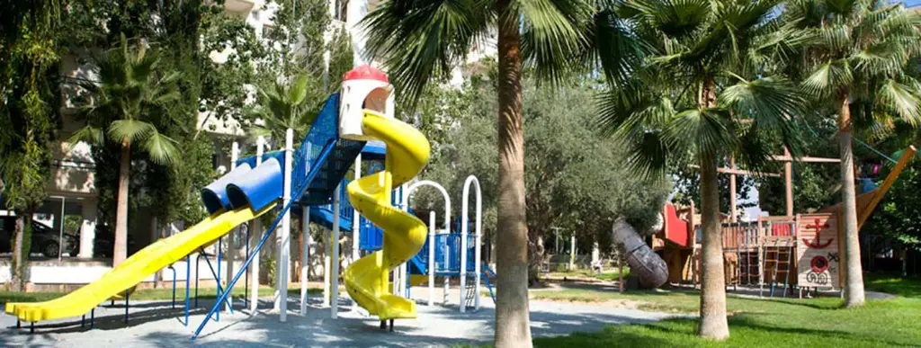 Гермасойя: Atlantica Gardens