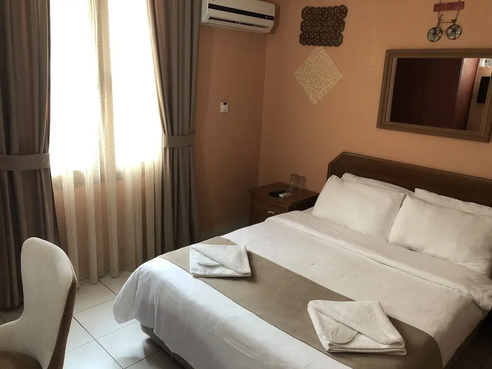 Кирения: Kyrenia Reymel Hotel