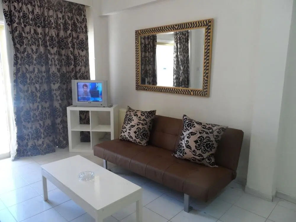 Гермасойя: Geotanya Hotel Apartments