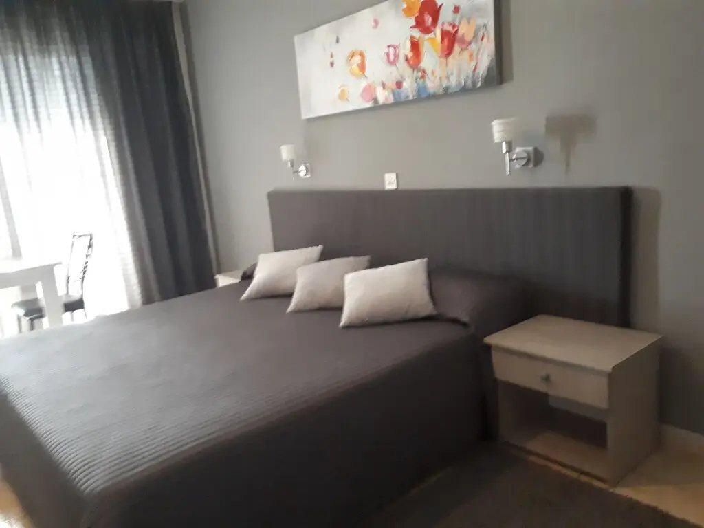 Гермасойя: Irene's Apartments