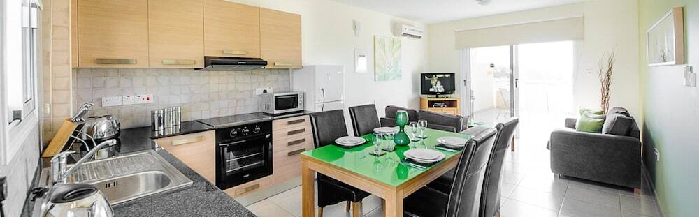 Айя-Напа: Oceanview Luxury Apartment 064