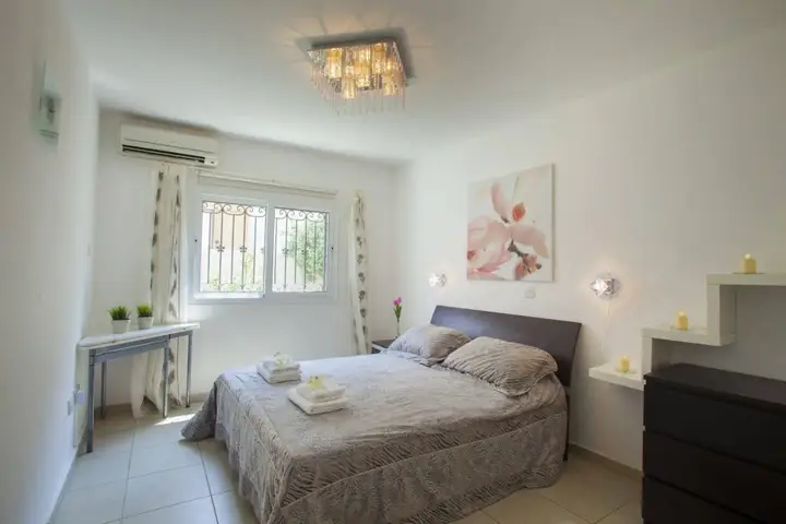 Айя-Напа: Olimpus Suites