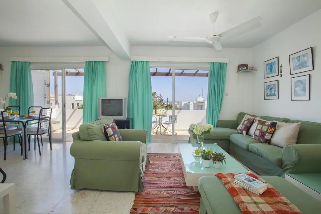 Протарас: Protaras Holiday Suite Annie
