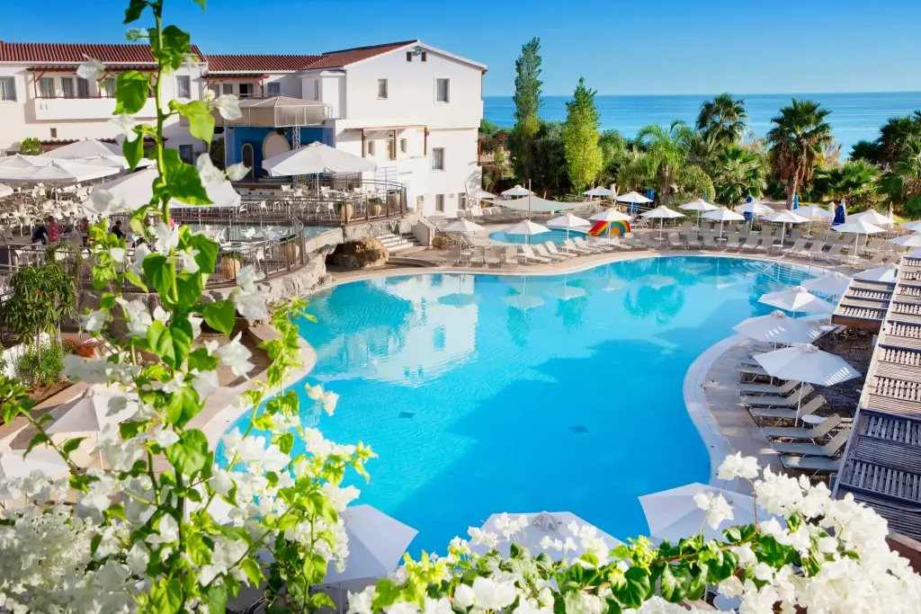 Louis Althea Beach Hotel — фото 1