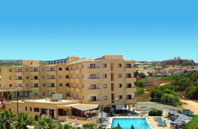 Tropical Dreams Hotel Apartments — фото 1