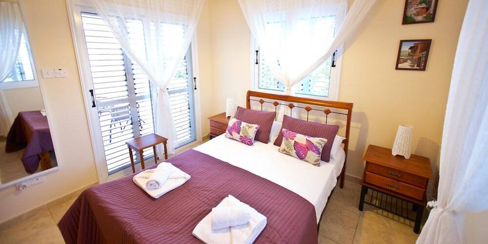 Паралимни: Oceanview Luxury Villa 114