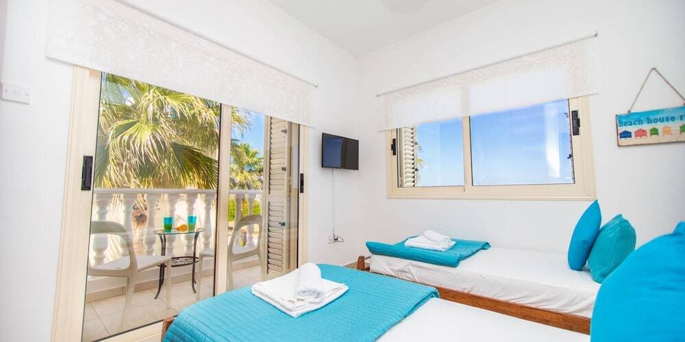 Паралимни: Oceanview Luxury Villa 134