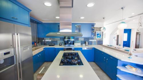 Протарас: Oceanview Luxury Villa 203