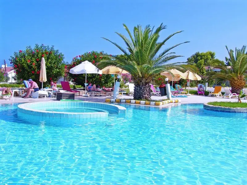 Алсанджак: Lapta Holiday Club